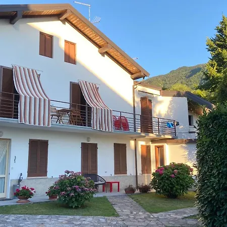 Vanda Dom wakacyjny Castelveccana